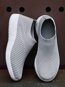 Men's Slip-On Breathable Lightweight Athletic Sneakers, Non-Slip & Durable Casual Shoes - Grey - View 6