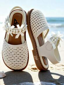 Breezelady Girls' 2026 Summer New Style Wrapped Toe Woven Princess Sandals, Pearl Bow Soft-Soled Beach Shoes - Beige - View 3