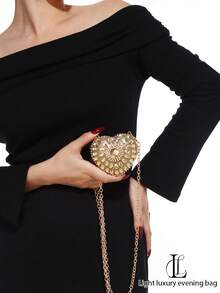 Funkelnde vintage Kristall-besetzte Mini-Herzform Lippenstift-Etui, elegante Damen-Clutch, Umhängetasche, Münzbeutel, Kettentasche, passend für Outfit-Kombinationen, Hochzeit, Party, Abschlussball, Geburtstags- und Urlaubsgeschenk - Gold - Übersicht 3