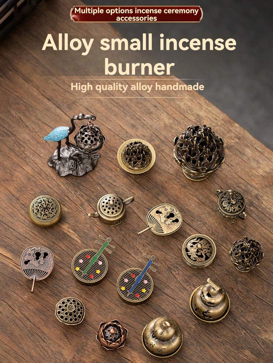 Incensário em liga de zinco com 4 cm de diâmetro x 3 cm de altura, em formato de dragão e fênix, com tampa artesanal vazada e entalhada com padrões auspiciosos. Ideal para incensos em varetas ou cones. Elegante peça de decoração para escritório, sala de chá ou mesa de trabalho. - Multicolorido - Ver 1