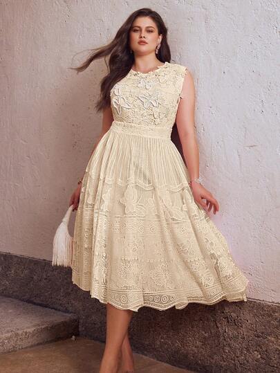 Simplee Vestido longo feminino plus size elegante, sem mangas, com decote redondo, apliques de borboletas e detalhes em pérola, ideal para primavera/verão. Perfeito para casamentos, festas e encontros românticos.