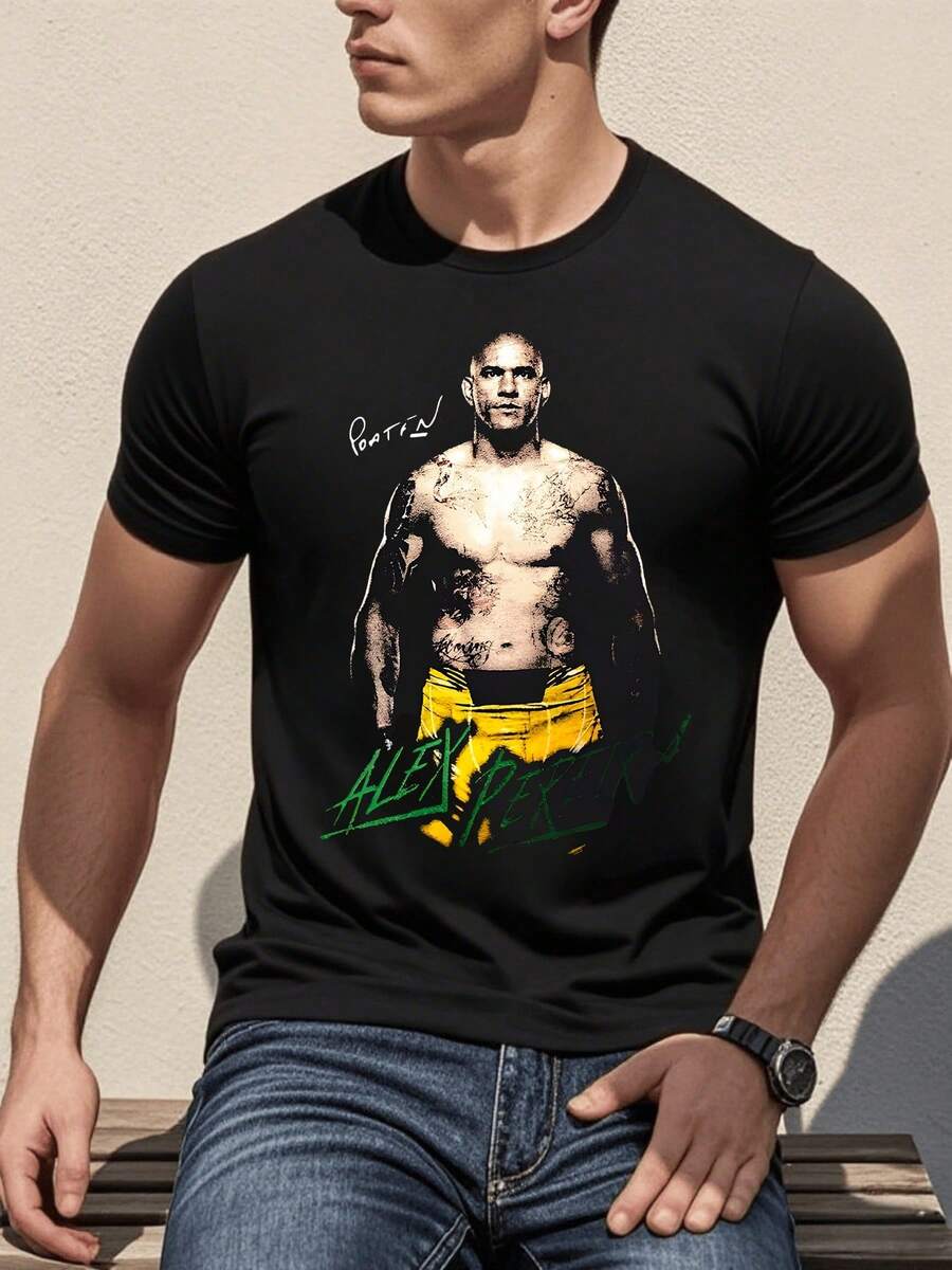 Figura masculina de cuerpo atlético con pantalones amarillos que simboliza fuerza superación y espíritu guerrero con firma artística que resalta la energía del combate y la confianza personal camiseta de hombre moderna cómoda para uso diario y actividades casuales - Negro - Ver 1