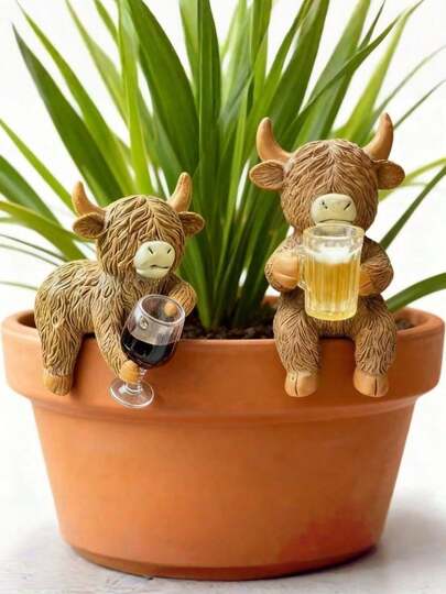 Humorous Highland Cow Resin Home Decor With Drink Cup, Vibrant Color Durable Indoor Outdoor Decoration For Planter, Garden, Aquarium, Home And Office, Highland Cow Sculpture, Gardening Decor, Outdoor Decor, Gardening Supplies, Outdoor Ornaments