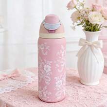 0waIaa Lace Pink Aquarius Bottle, With A Capacity Of 32 Oz (945 Ml), Can Retain Heat For Up To 24 H. It Can Keep Both Hot And Cold Beverages Warm, Suitable For Brewing Coffee And Making Iced Drinks. The Design Is Exquisite And It Is Suitable For Use In Various Occasions Valentine's Day. - 粉色 - 查看 1