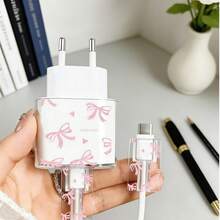 Funda protectora transparente para cargador con lazo rosa y patrón de corazón, adecuada para cargador de 20W con enchufe europeo para evitar roturas - Multicolor - Ver 3
