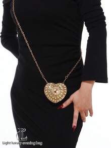 Funkelnde vintage Kristall-besetzte Mini-Herzform Lippenstift-Etui, elegante Damen-Clutch, Umhängetasche, Münzbeutel, Kettentasche, passend für Outfit-Kombinationen, Hochzeit, Party, Abschlussball, Geburtstags- und Urlaubsgeschenk - Gold - Übersicht 7