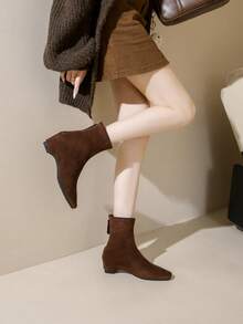 2026 New Square Toe Zipper Closure Chunky Heel Ankle Boots, Slim Fit Elevated Women Booties - Brown - View 7