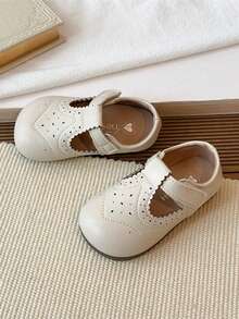 2026 New 1 Pair Children Princess Shoes, Spring/Autumn New Girls Baby Soft Bottom Closed Toe Shoes, Hook And Loop, Korean Style Flat Shoes - Beige - View 3