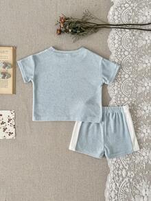2 st/set baby pojke/flickor mjuk blå t-shirt och kontrastfärgade shorts, sommar - Babyblå - Visa 9