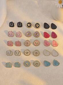 6 Paar vintage emaillierte Ohrringe, zufällige Mischung aus runden, quadratischen, tropfenförmigen, geometrischen Stilen in Schwarz, Grün, Pink, Weiß. Feine Emaille-Handwerkskunst mit kräftigen Farben, aus hypoallergenen Edelstahl gefertigt, mit vergoldeter Glanzoberfläche, minimalistisch und auffallend, strapazierfähig für den täglichen und Urlaubsgebrauch - Gold - Übersicht 3