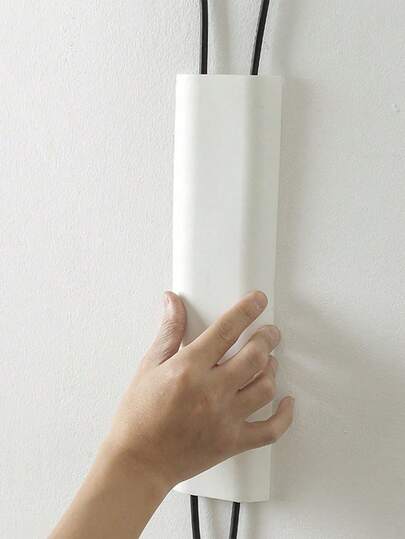 1个网络线缆收纳集线器，电脑电视线缆固定夹，墙装落地式线缆束管固定夹，线缆管理器