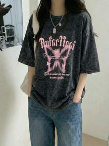 Women's Oversized Acid Wash T-Shirt With Pink Butterfly Print Y2K And Gothic Lettering, Fairy Grunge Style Off-Shoulder Top, Acubi Aesthetic Casual Top, Vin T-Shirt - 黑色 - 查看 3