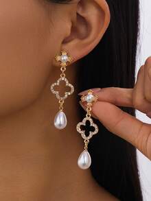 1件浪漫奢华优雅镂空四叶草仿珍珠吊坠耳环（女士款） - 彩色 - 查看 1