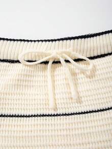 女士纹理线条图案宽松百搭通勤休闲高领长袖套头针织衫，秋冬款 - 杏色 - 查看 9