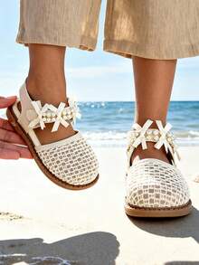 Breezelady Girls' 2026 Summer New Style Wrapped Toe Woven Princess Sandals, Pearl Bow Soft-Soled Beach Shoes - Beige - View 2