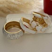 Retro Luxury High-End Geometric White Drip Oil Elastic Bangle Bracelet, Smooth Minimalist Design, Glossy Zinc Alloy Material, Suitable For Daily Wear, Weddings And Parties - White - View 11