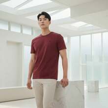 Voker Men's 100% Cotton Slim Fit Plain Basic Casual Everyday T-Shirt. Men's T-Shirt That Doesn't Shrink Or Fade. - 勃根地 - 查看 4