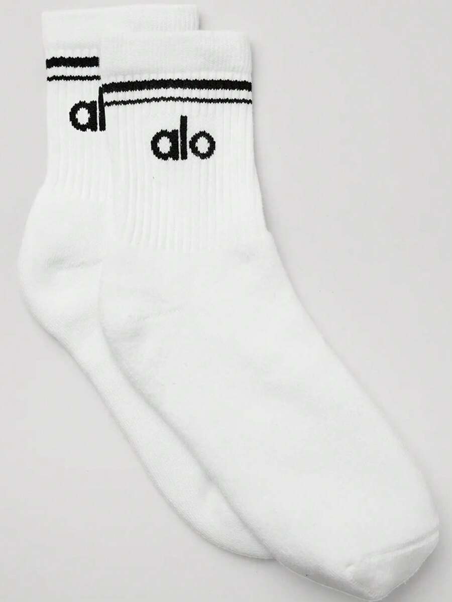 Alo Yoga Alo Unisex Half-Crew Throwback Sock - White and Black - View 1