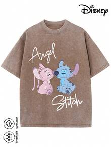 T-shirt Disney pour homme, 100 % coton – idéal pour les vacances en famille. Ce t-shirt doux, prélavé et à col rond, orné d'un adorable imprimé Stitch, présente des détails éclatants et attrayants. Son tissu est résistant et facile d'entretien. Parfait au quotidien, pour les trajets quotidiens et bien plus encore – pour une ambiance festive garantie ! - Marron - Voir 1