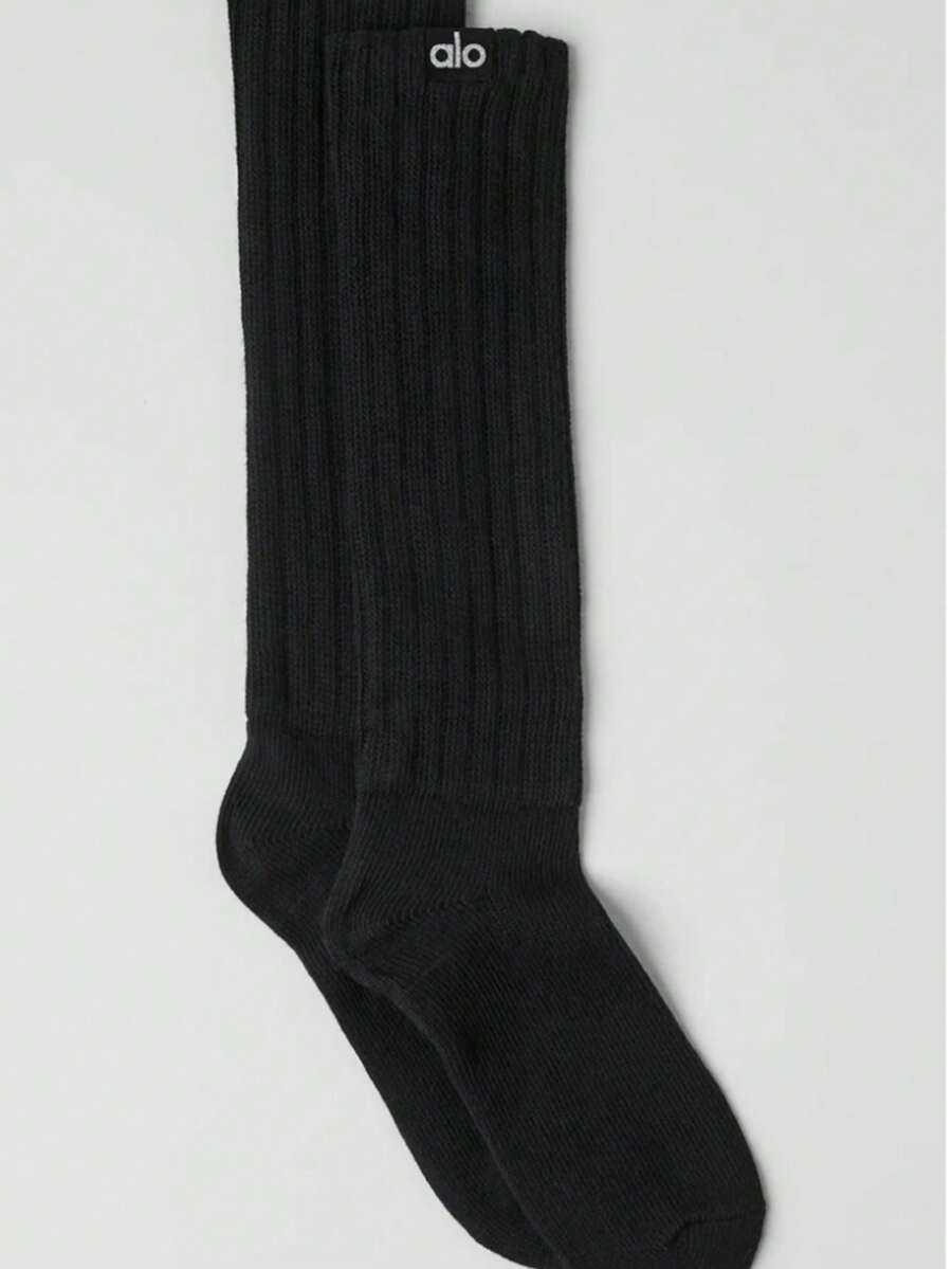 Alo Yoga Alo Unisex Scrunch Socks - màu đen - Xem 1
