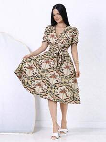 Elegant Women's Midi Dress With A V-Neck, Belt, And A-Line Silhouette, In Printed Fabric. - 米色圖案 - 查看 1