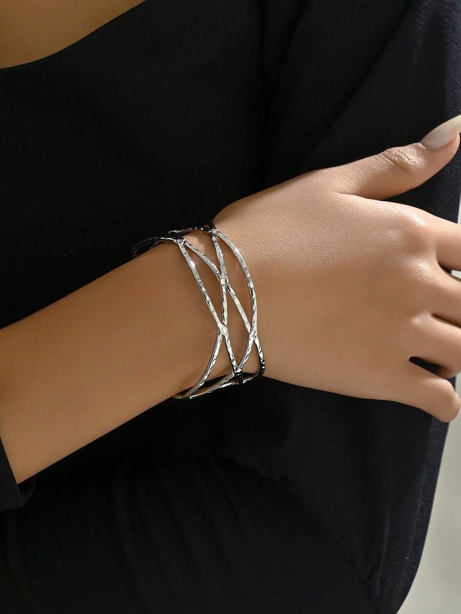 1pc Metal Hollow Geometric Design Minimalist Adjustable Bangle - Silver 506 - View 1