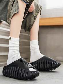 Summer New Solid Color Casual EVA Hollow-Out Slippers, Indoor & Outdoor Comfortable Slip-On Sandals - Black - View 3