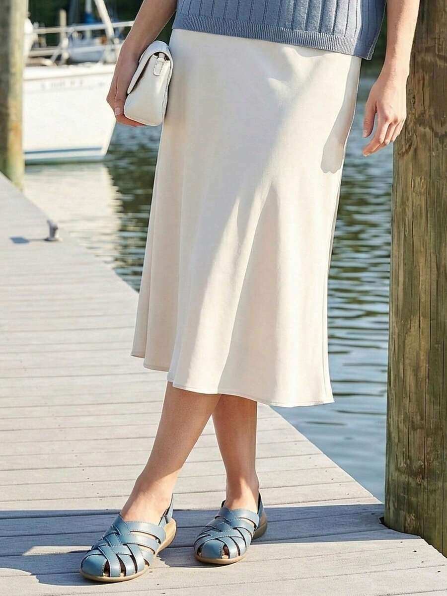 Rihero Closed Toe Sandals Women Comfortable Arch Support Fisherman Walking Sandals With Adjustable Strap Crafted From Quality, Durable Material That Resists Daily Wear While Keeping A Smooth, Polished Finish. Ideal For Pairing With Pants, Shorts, And Dresses - 藍色 - 查看 1