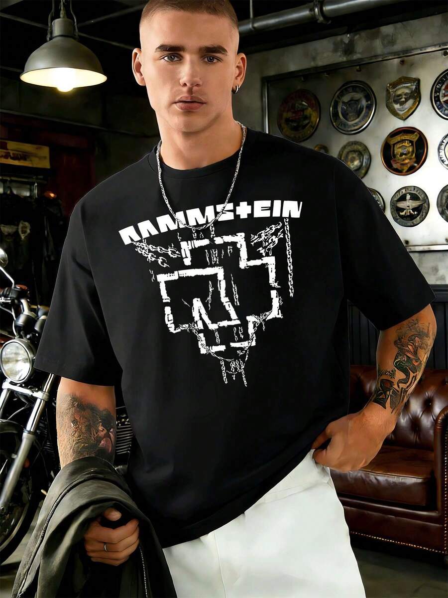 Rammstein band logo and chain t-shirt, soft cotton, crew neck, relaxed fit, unique graphic print, new arrival - Preto - Ver 1