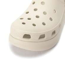Crocs 5.2厘米鞋跟经典泡泡脚凉鞋，舒适轻便灵活休闲鞋，夏季休闲穿着，运动，日常通勤，休闲鞋，款式编号：207521-2Y2 - 骨白色 - 查看 4