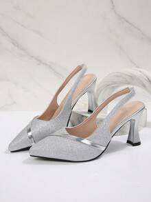 Sapatos de salto alto com bico fino e tira no tornozelo para mulher, verão 2026, material brilhante, sapatos de salto agulha, sandálias versáteis com recorte e bico aberto, disponíveis em dourado, prateado e preto, sola macia e antiderrapante confortável, elegantes para vestido de festa, sapatos de bico fino com uma tira, design minimalista e chique versátil, adequados para deslocações diárias e reuniões - Prata - Ver 7