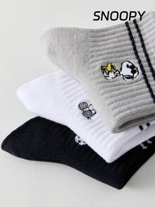 6/3/1 Pair SNOOPY Embroidered Women's Short Socks, Sports Socks, Sweat-Absorbent Casual Versatile Round Neck Socks - Multicolor - View 10
