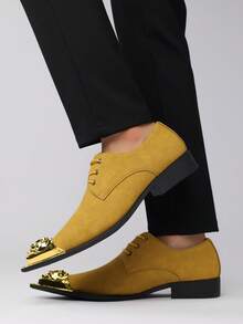 1 par de zapatos casuales y de negocios de suela de goma y piel de PU con puntera de metal para hombre, adecuados para uso diario - Amarillo - Ver 4
