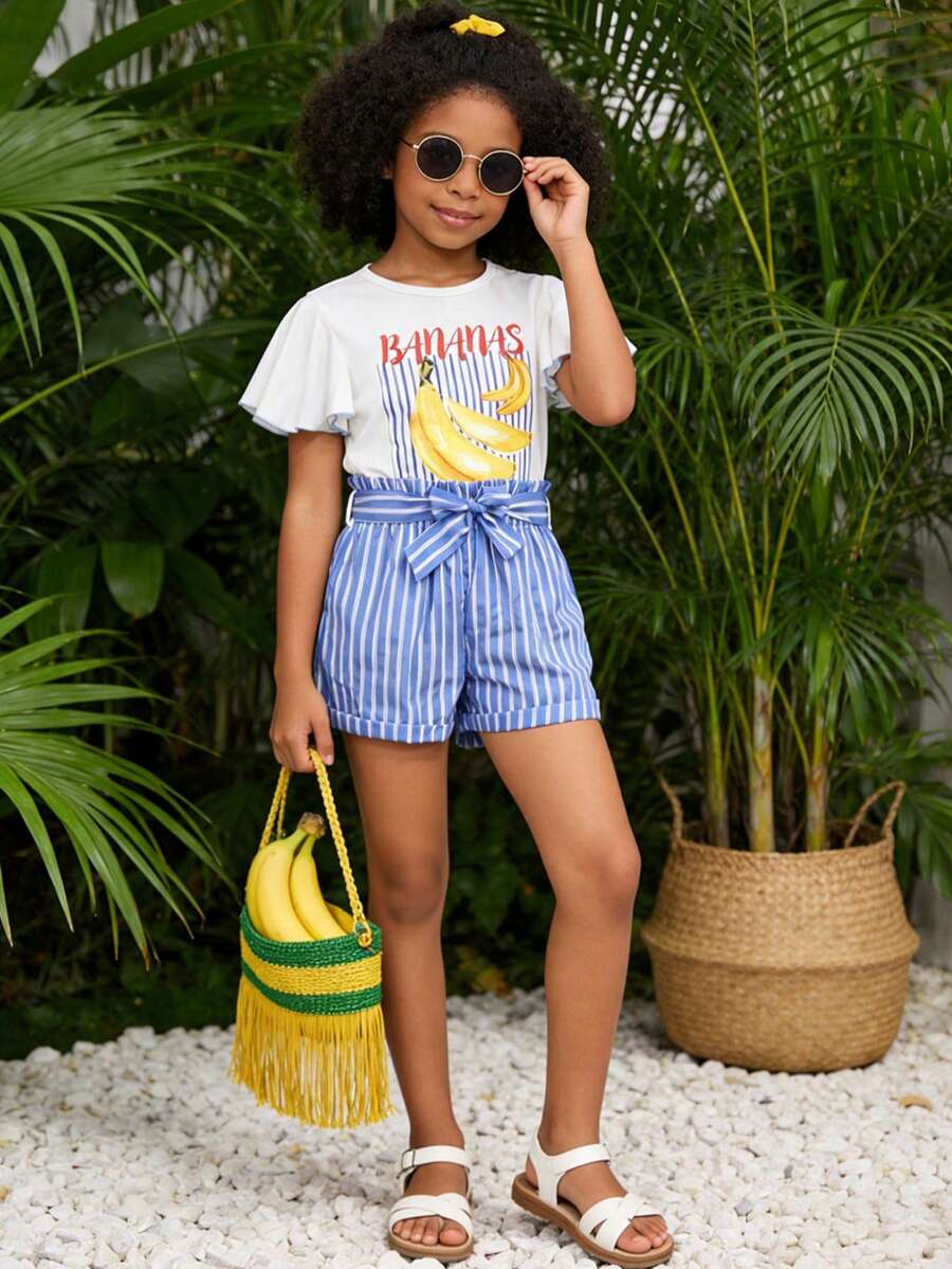 女童夏季香蕉水果图案字母印花圆领T恤和条纹短裤套装，含腰带 - 淺藍色 - 查看 1