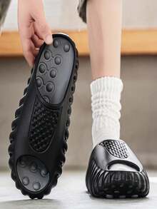 Summer New Solid Color Casual EVA Hollow-Out Slippers, Indoor & Outdoor Comfortable Slip-On Sandals - Black - View 5