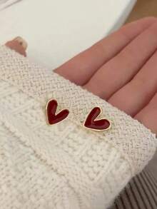 1 par de pendientes minimalistas asimétricos con forma de corazón, estilo vintage chic, para uso diario, regalo para mujeres, San Valentín, mamá, madre, Día de la Madre - rojo - Ver 2