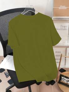 Men's Streetwear Casual Series " Leather Bear" Pattern Design Sportswear Set - Polyester Knit Fabric, Round Neck Design, Drawstring Shorts, Pocket Details, Regular Fit, Suitable For Plus Size - Olive Green - View 3