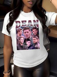 Relámpagos místicos y retratos difuminados que evocan fuerza interior y conexión espiritual sobre fondo estrellado crean una sensación de poder y misterio camiseta de mujer 220g casual moderna - Blanco - Ver 8