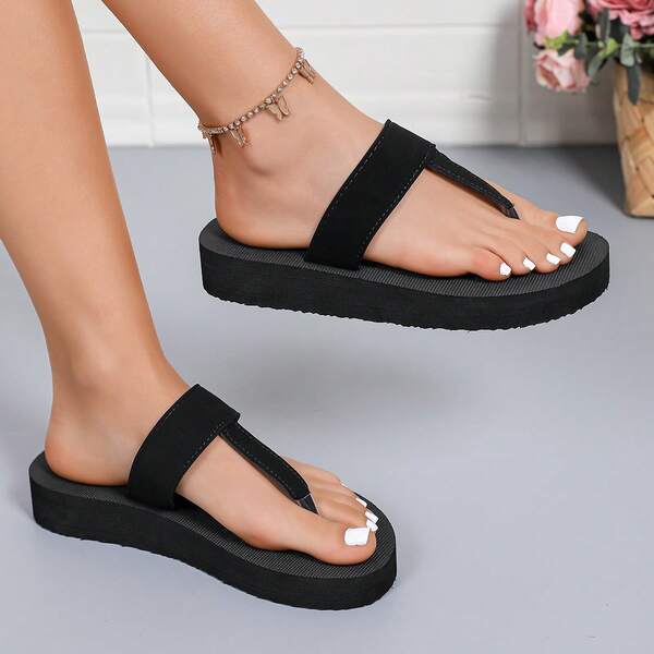 Dép xỏ ngón đế xuồng màu đen dành cho nữ, dép sandal đế xuồng đi biển, nhẹ và thoải mái.