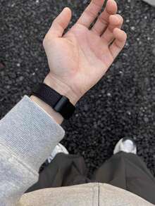 Unisex Synthetic Leather Magnetic Watch Band, Compatible With 46mm, 45mm, 49mm, 38mm, 40mm, 41mm, 42mm, 44mm Watches; Compatible With Apple Watch Series Ultra2/Ultra/SE2/SE/1/10/9/8/7/6/5/4/3/2/1, Business, Casual Versatile, Watch Accessory - Black - View 4