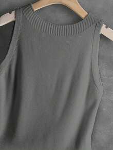 Women's Knitted Vest, Casual French Retro Literary Solid Color Camisole, Versatile Daily Wear Layering Cropped Sleeveless Knit Top, Spring & All Season Summer - Grey - View 7