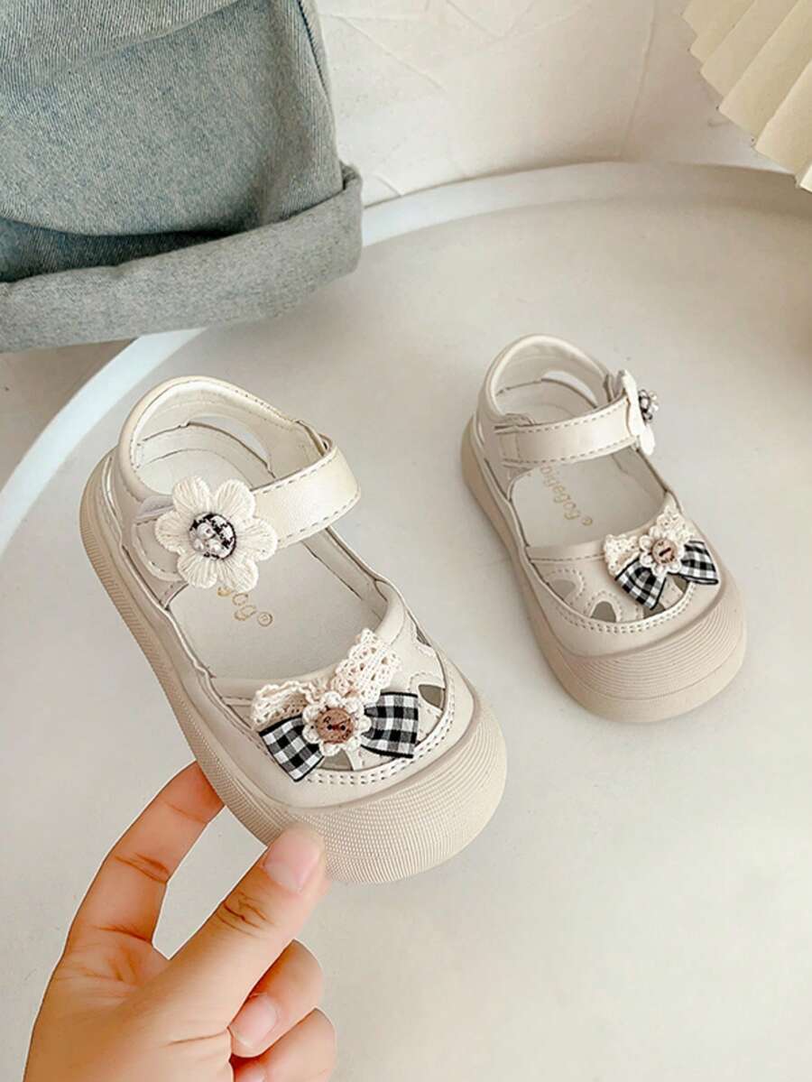 1 Pair Summer Closed-Toe Sandals, Soft Sole Anti-Slip Walking Shoes, Suitable For Daily Wear/Indoor & Outdoor/Campus/Beach, Sweet & Fashionable Style - Beige - View 1