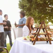 3-Tier Wooden Serving Tray, Three Tiered Cupcake Stand, Rectangle Platter Wooden Farmhouse Tray, Party Dishes For Entertaining, Rustic Vintage Trays And Platters, Dark Brown Appetizer Plates, Kitchen Organizer, Buffet Display Stand For Home, Hotel, Restaurant, Cupcake Stand | Food Board | Dessert Cake Platters - 彩色 - 查看 2