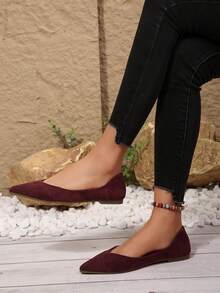 2026 女士经典平底纯色鞋，仿麂皮时尚套脚设计，柔软轻便，宽楦百搭，适合居家、办公、散步、旅行和度假等各种场合。 - 酒紅色 - 查看 3