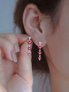 S925纯银红色心形锆石耳环，精致百搭，节日/生日礼盒包装 - 銀色 - 查看 8