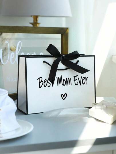 1pc "Best Mom" Gift Bag, Elegant Birthday Party Favor Bag With T-Type Clasp, Foldable Lightweight Shopping Bag, Suitable For Mom - Birthday Party Decor, Gift Wrapping - Black & White Birthday Decor, Birthday Gift, Celebration Accessories, Decorated With Ribbons, Durable, Event Organizer, Fashionable Packaging, Sturdy Material, Women Gift