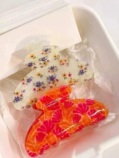 1个韩式复古碎花发爪夹，优雅美观的盘发配饰