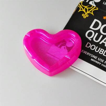 1 pezzo Nuovo posacenere creativo a forma di cuore rosa, posacenere in materiale plastico durevole, posacenere decorativo dal tema rosa alla moda per la casa
