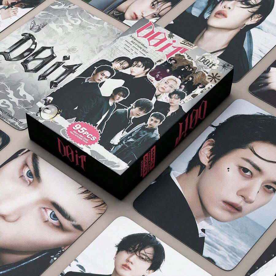 激光照片卡、K-Pop组合自拍明星照片卡、粉丝周边LOMO卡 - 彩色 - 查看 1