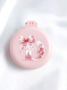 便携式粉色蝴蝶结字母图案圆形梳子，带镜子，A-Z字母迷你垫梳，二合一可折叠梳子，小巧时尚的旅行美容工具，适合旅行、露营、办公、出差、演出等场合，可作为手提包必备单品或生日礼物，方便携带，非常适合户外活动和返校使用。 - 彩色 - 查看 11